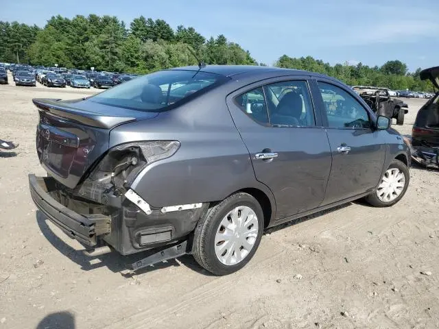 2019 NISSAN VERSA S  