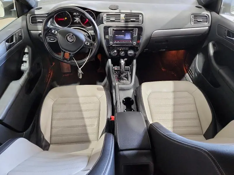 2016 VOLKSWAGEN JETTA SPORT  