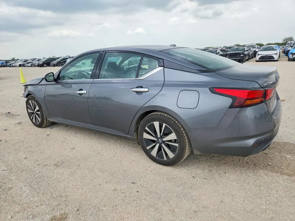 2020 NISSAN ALTIMA SL  