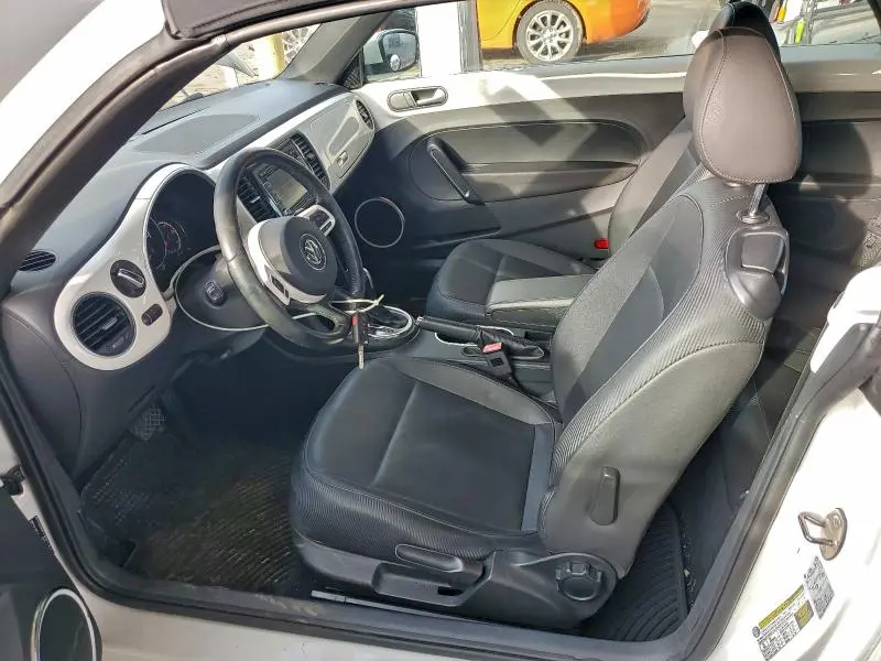 2013 VOLKSWAGEN BEETLE   