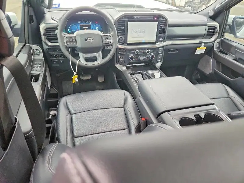 2025 FORD F150 LARIAT  