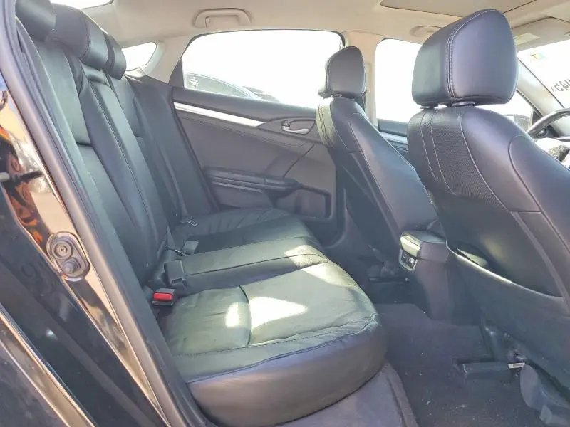 2016 HONDA CIVIC TOURING  