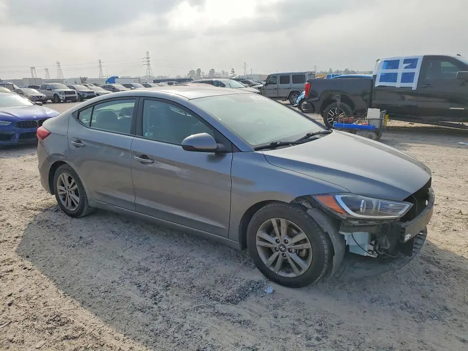 2018 HYUNDAI ELANTRA SEL  