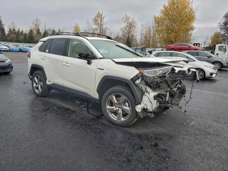 2021 TOYOTA RAV4 XLE PREMIUM  