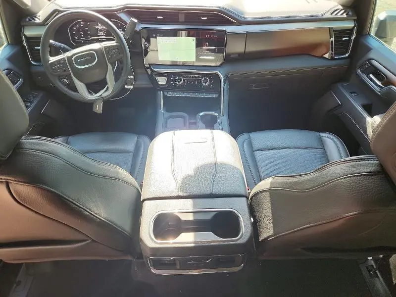 2025 GMC SIERRA K2500 DENALI  