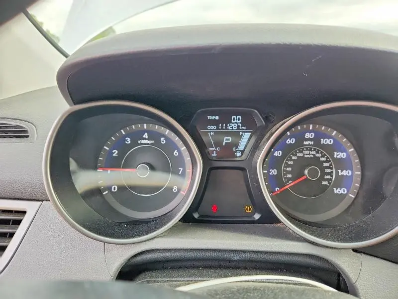 2012 HYUNDAI ELANTRA GLS  