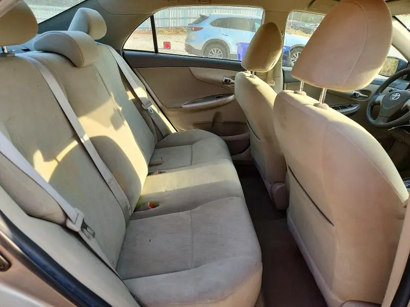 2010 TOYOTA COROLLA LE  