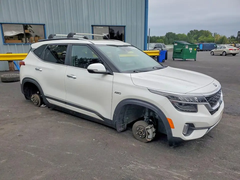 2021 KIA SELTOS SX  