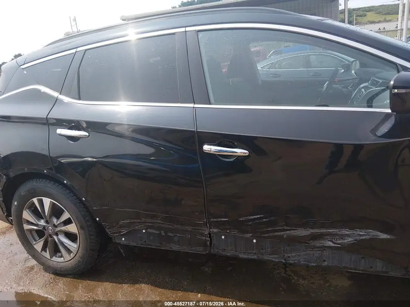 2016 NISSAN MURANO SV