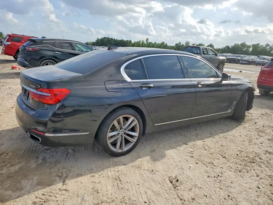 2019 BMW 750 XI  