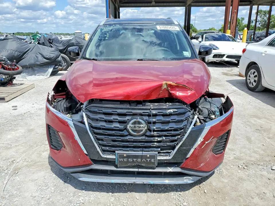 2021 NISSAN KICKS SV  