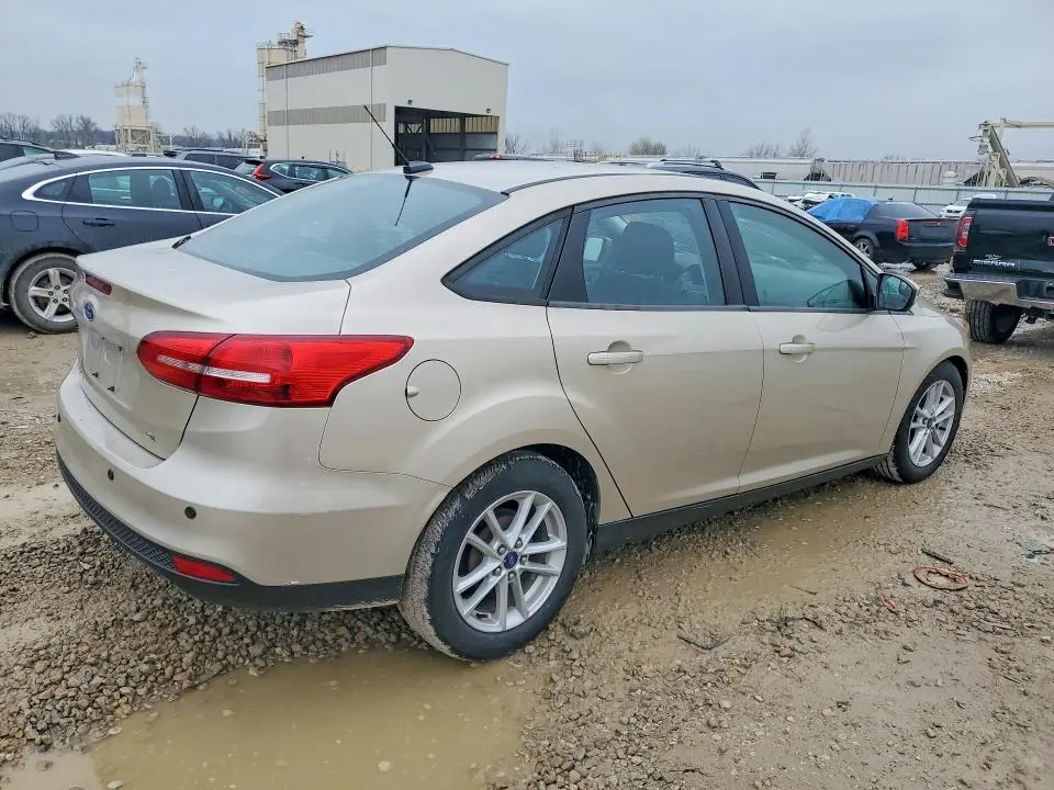 2017 FORD FOCUS SE  