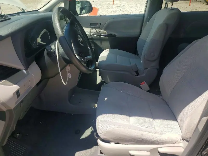 2020 TOYOTA SIENNA L  