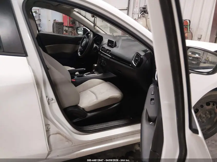 2014 MAZDA MAZDA3 I SPORT