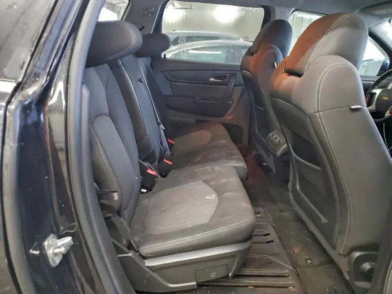 2014 CHEVROLET TRAVERSE LT  