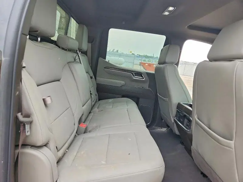 2025 CHEVROLET SILVERADO K1500 LTZ  