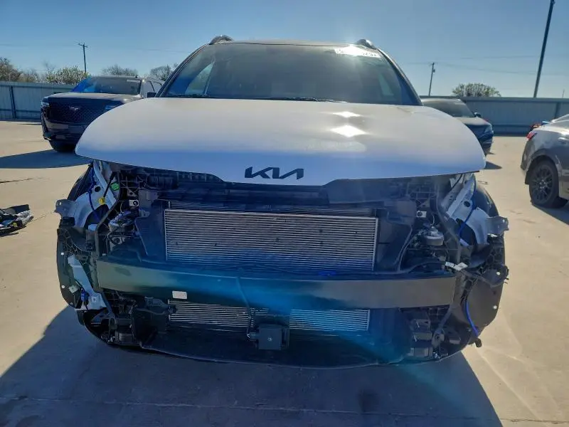 2025 KIA SPORTAGE X-PRO  