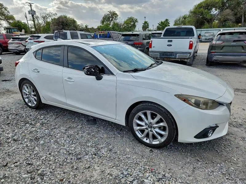 2016 MAZDA 3 TOURING  
