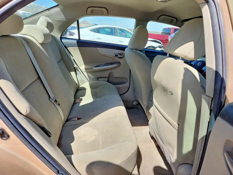 2012 TOYOTA COROLLA LE  