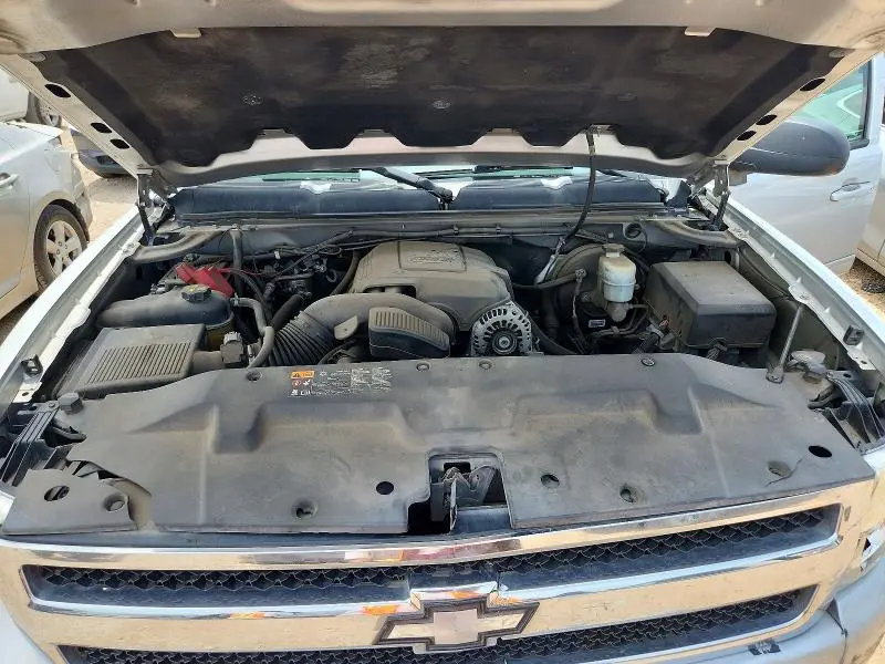 2011 CHEVROLET SILVERADO C1500 LTZ  