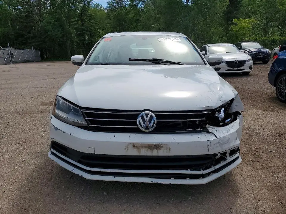 2017 VOLKSWAGEN JETTA SE  