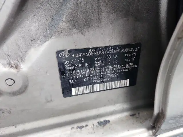 2016 HYUNDAI ELANTRA SE  