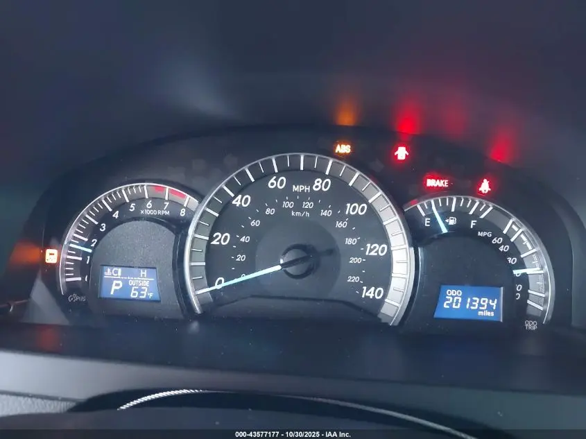 2013 TOYOTA CAMRY SE