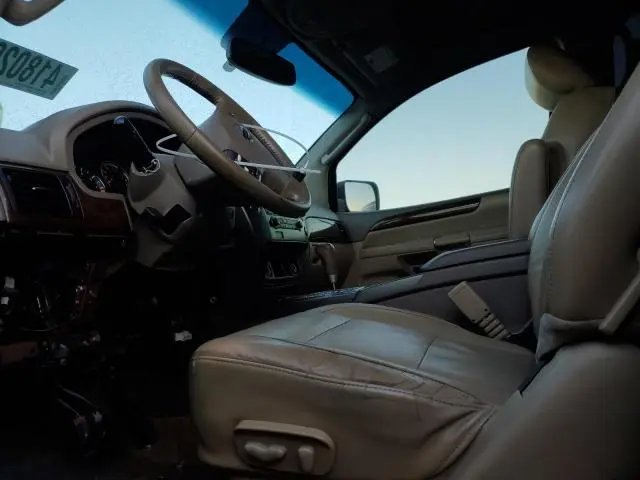 2011 NISSAN ARMADA SV  
