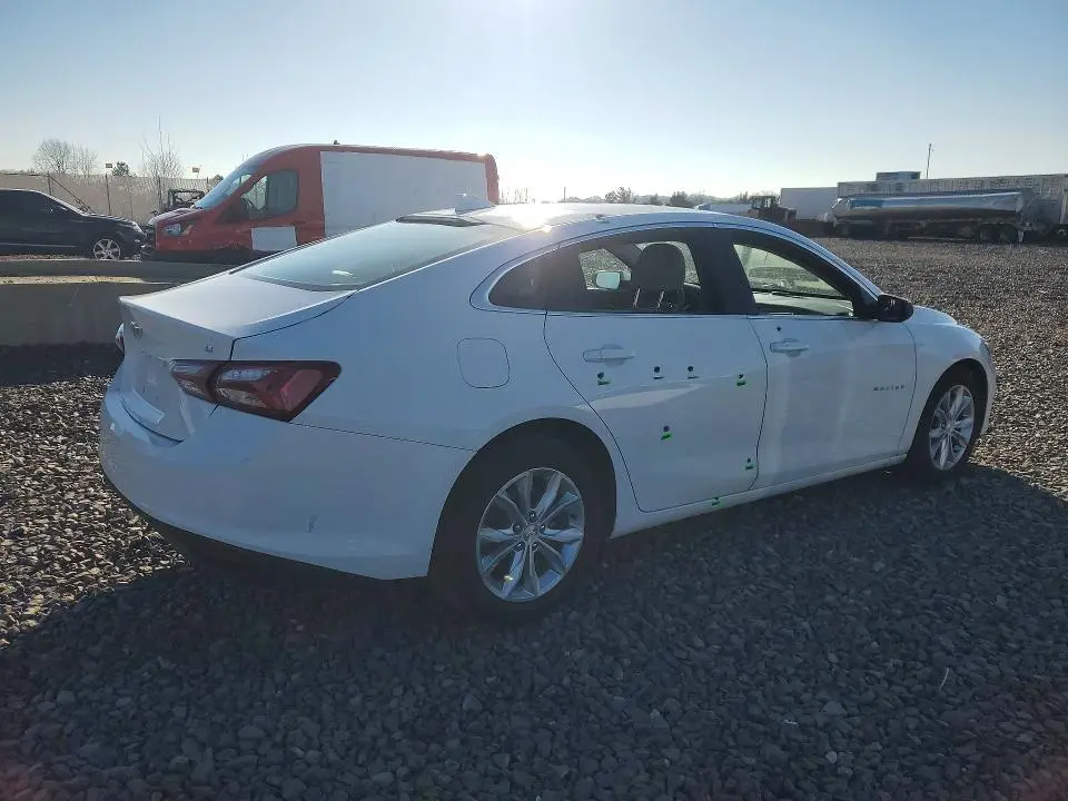 2022 CHEVROLET MALIBU LT  