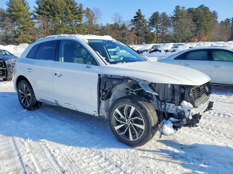 2024 AUDI Q5 PREMIUM PLUS 45  