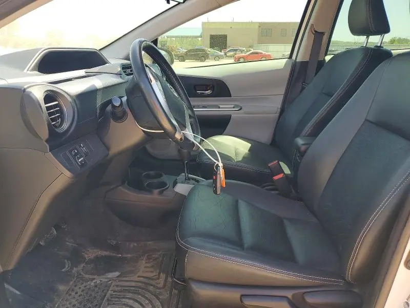 2013 TOYOTA PRIUS C FOUR  