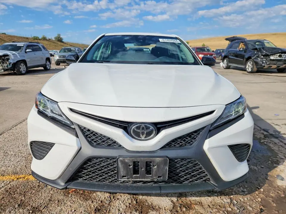 2020 TOYOTA CAMRY SE NIGHTSHADE  