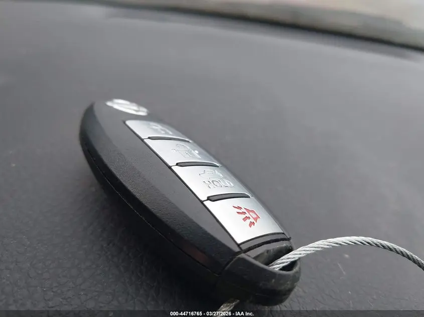 2017 NISSAN SENTRA SV