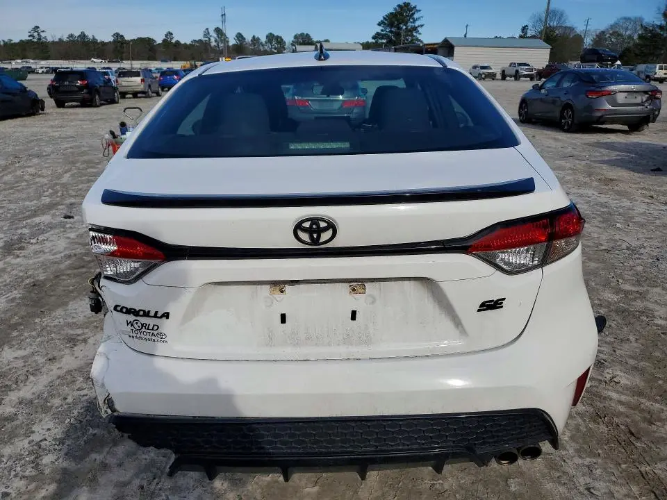 2022 TOYOTA COROLLA SE  