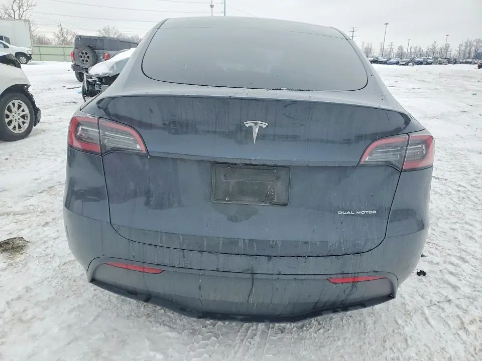 2025 TESLA MODEL Y   