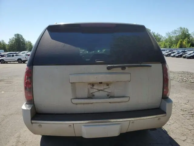 2011 GMC YUKON DENALI  