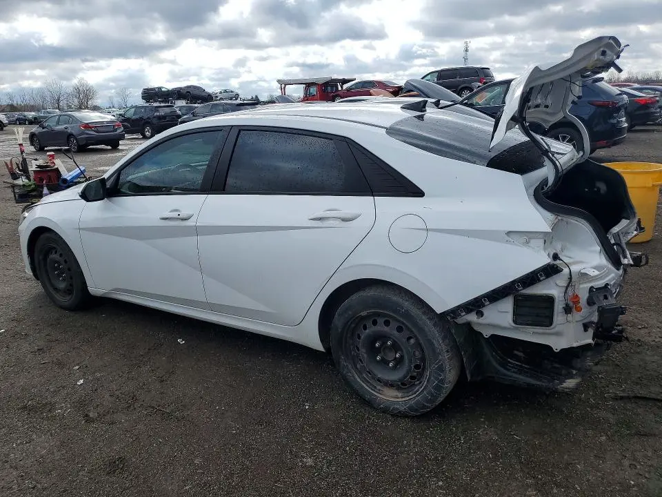 2022 HYUNDAI ELANTRA SEL  