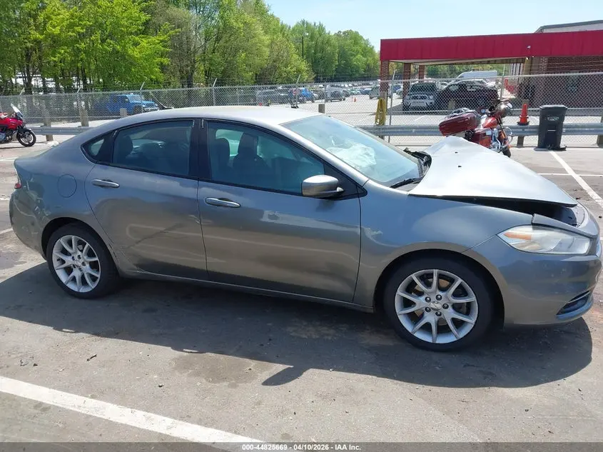 2013 DODGE DART SXT