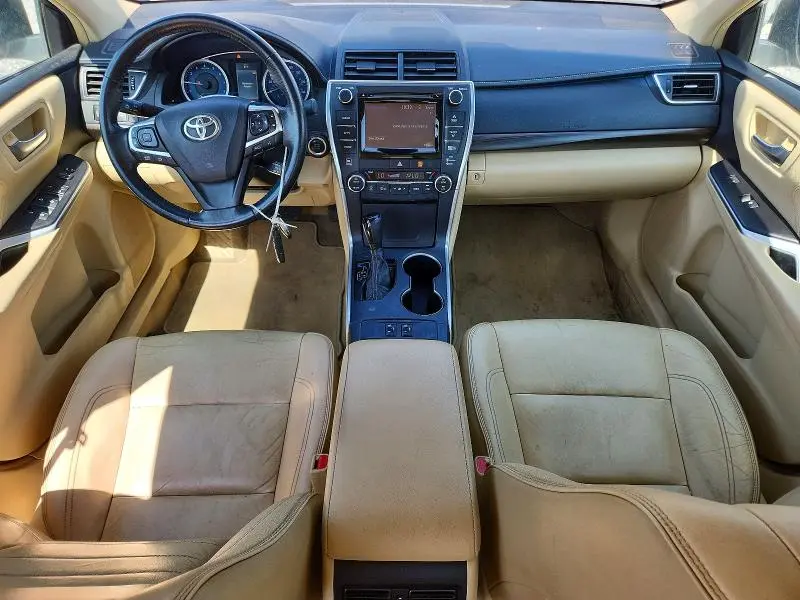 2015 TOYOTA CAMRY XLE V6  