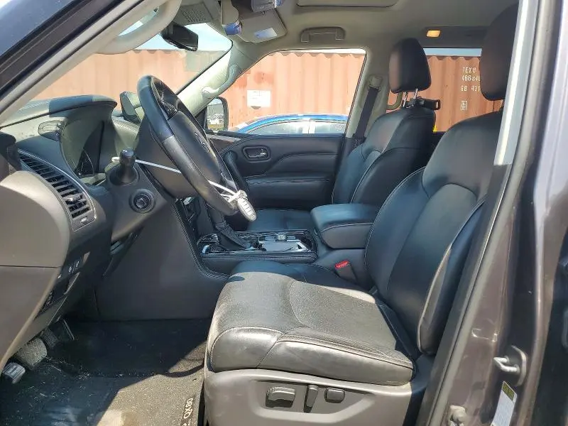 2023 INFINITI QX80 LUXE  
