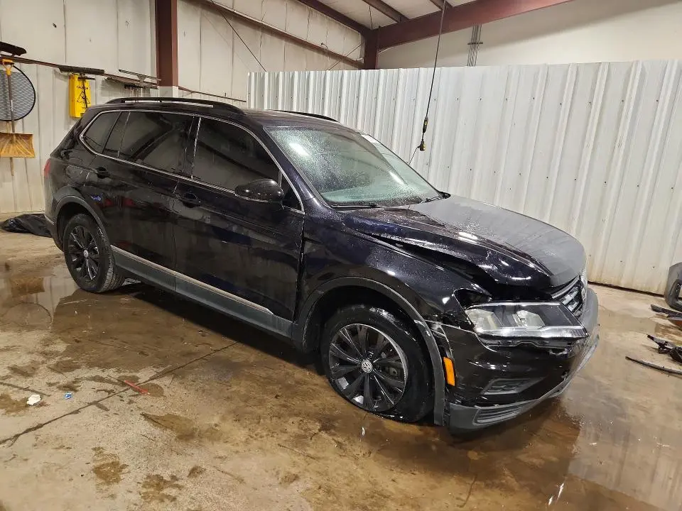 2018 VOLKSWAGEN TIGUAN SE  