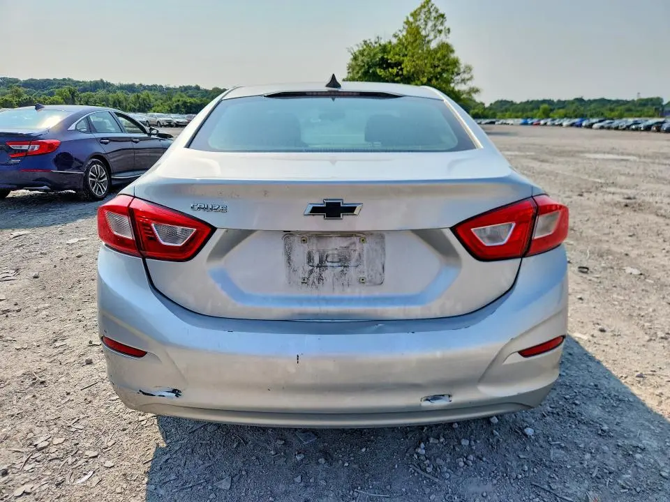 2018 CHEVROLET CRUZE LS  