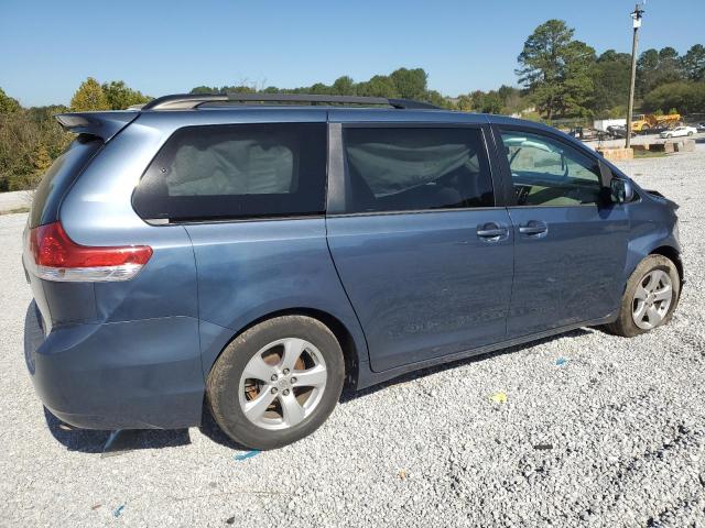 2014 TOYOTA SIENNA LE