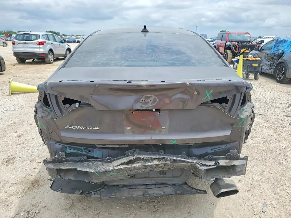 2016 HYUNDAI SONATA SE  