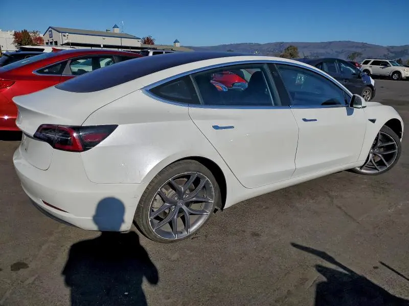 2017 TESLA MODEL 3   
