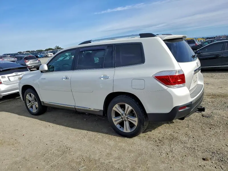 2013 TOYOTA HIGHLANDER LIMITED  
