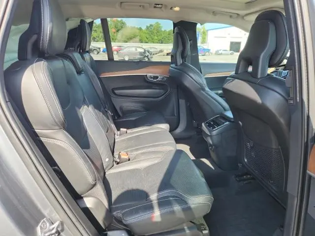 2018 VOLVO XC90 T6  