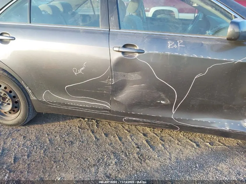 2011 TOYOTA CAMRY LE