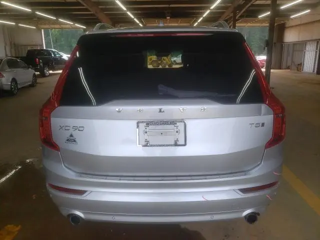 2018 VOLVO XC90 T5  
