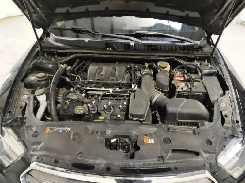 2018 FORD TAURUS SEL  